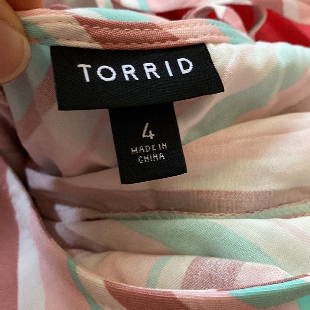 TORRID size 4X pink stripe sharkbite BABYDOLL STRETCH CHALLIS DOLMAN SLEEVE TUNI - Picture 3 of 6